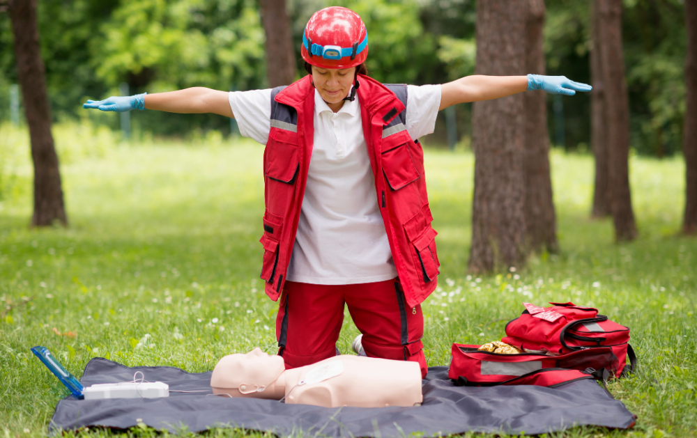 How to Prepare for Emergency Situations with CPR and First Aid Training - Westshore-E.M.R